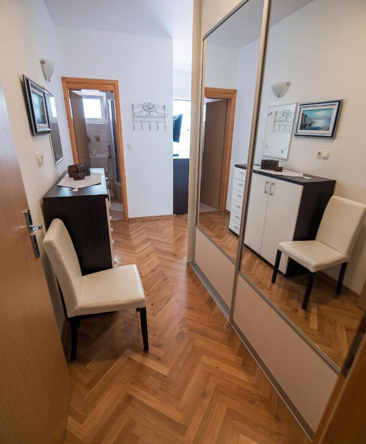M. De Dominisa 5 Apartment Rab Town Ngoại thất bức ảnh