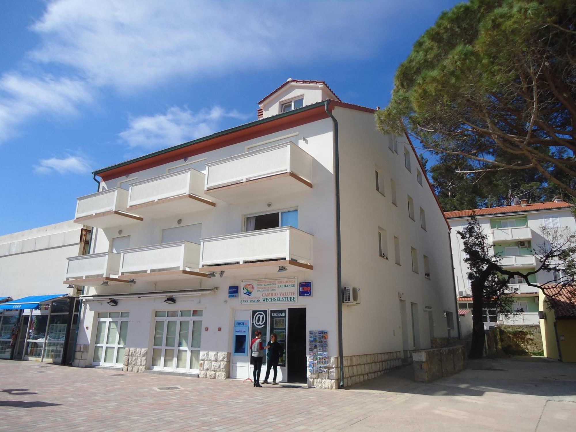 M. De Dominisa 5 Apartment Rab Town Ngoại thất bức ảnh