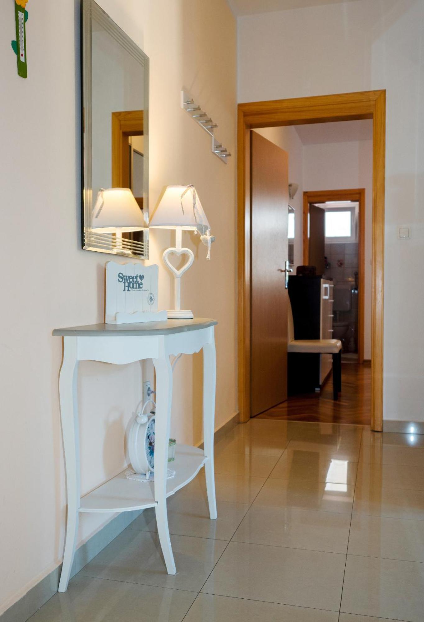 M. De Dominisa 5 Apartment Rab Town Ngoại thất bức ảnh
