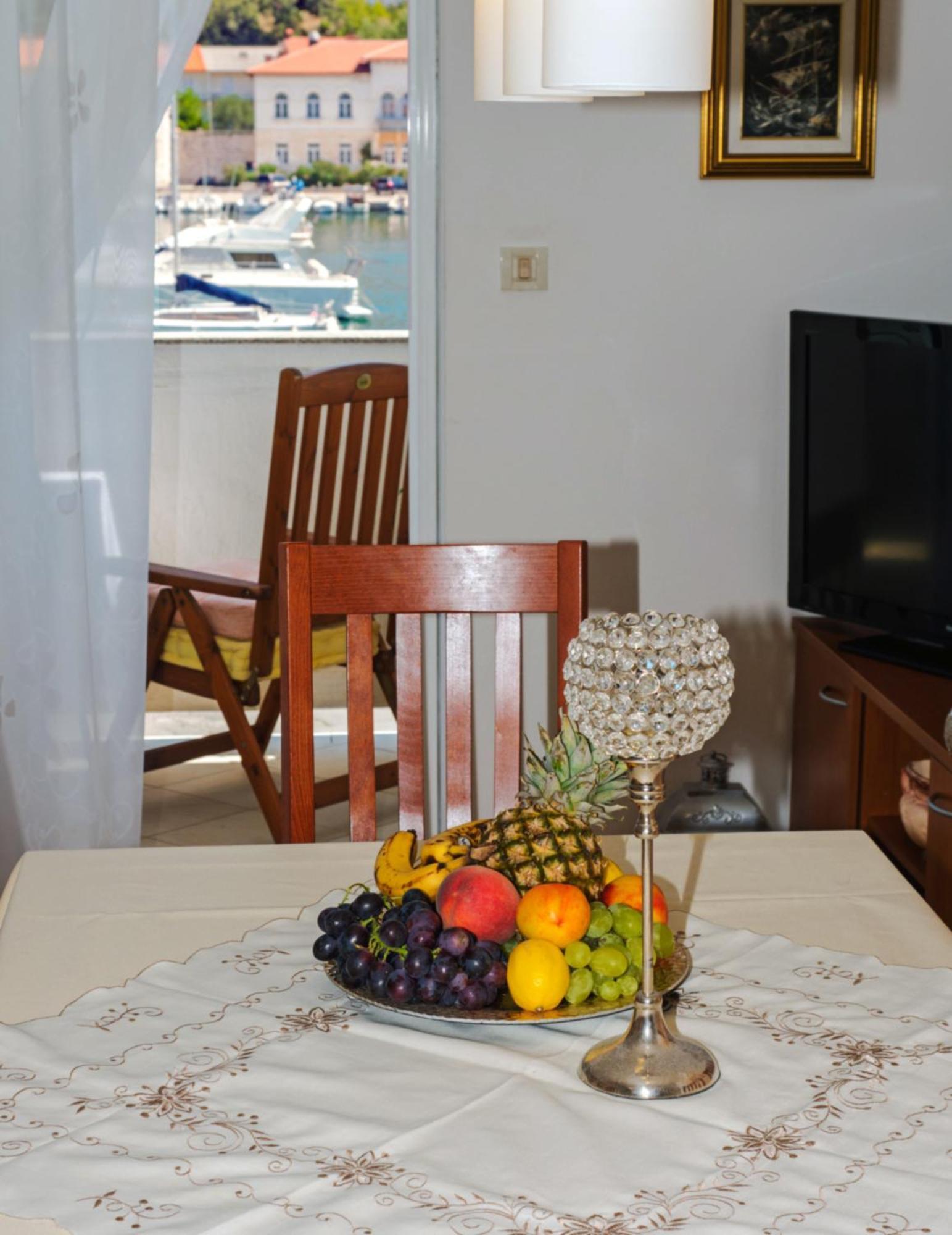 M. De Dominisa 5 Apartment Rab Town Ngoại thất bức ảnh